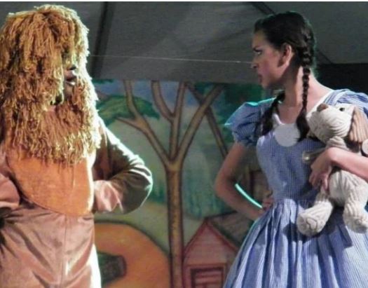 “O Mágico de Oz” no Teatro Goiânia neste domingo