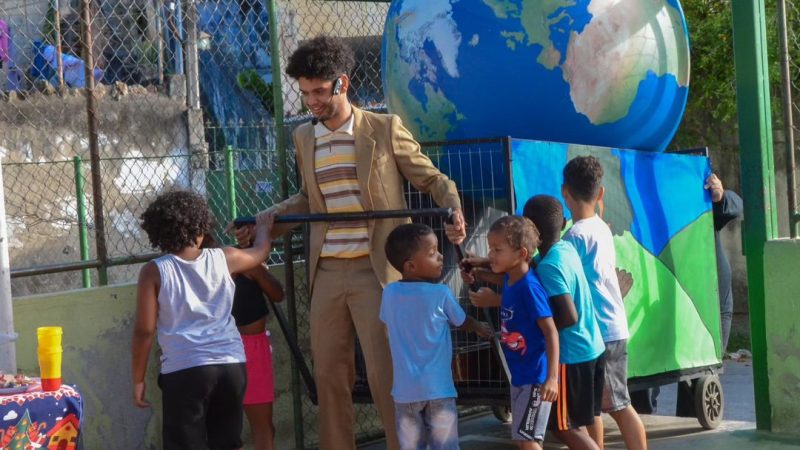 “Catador de Amanhãs” na Quadra da G.R.E.S Grilo da Fonte, no Fonseca em Niterói