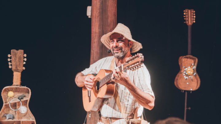 Goiânia recebe espetáculo infantil que valoriza o bioma Cerrado e a cultura popular