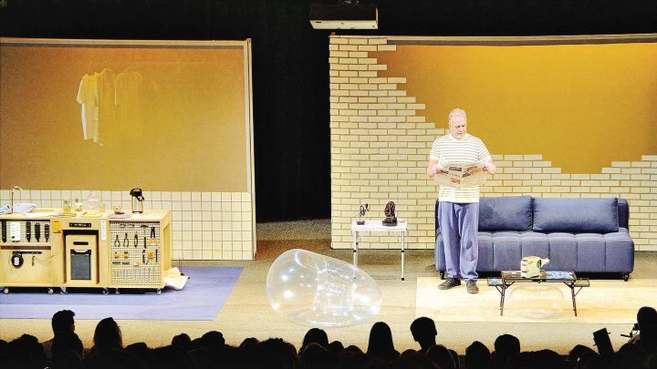 Espetáculo cômico ‘Baixa Sociedade’ tem apresentações agendadas em teatros goianos